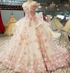 2023年婚紗禮服趨勢分享及上新指南