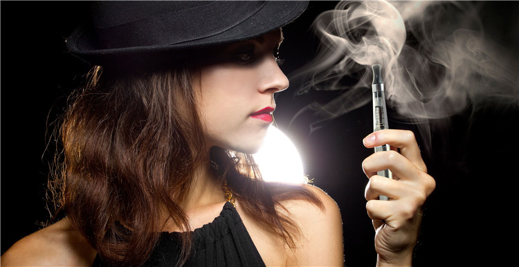 背靠深圳產業帶，爆款引批發訂單！敦煌網***賣家4年升級top