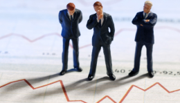 Temu黑五狂奔，亞馬遜慢半拍，封掉一堆批量清貨的賬號