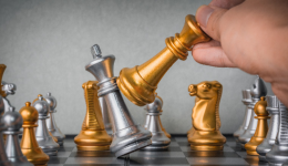 Temu擊穿地板的低價“立功”，拼多多市值反超阿里