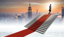 SHEIN最有“爆發力”的對手含着金鑰匙出生