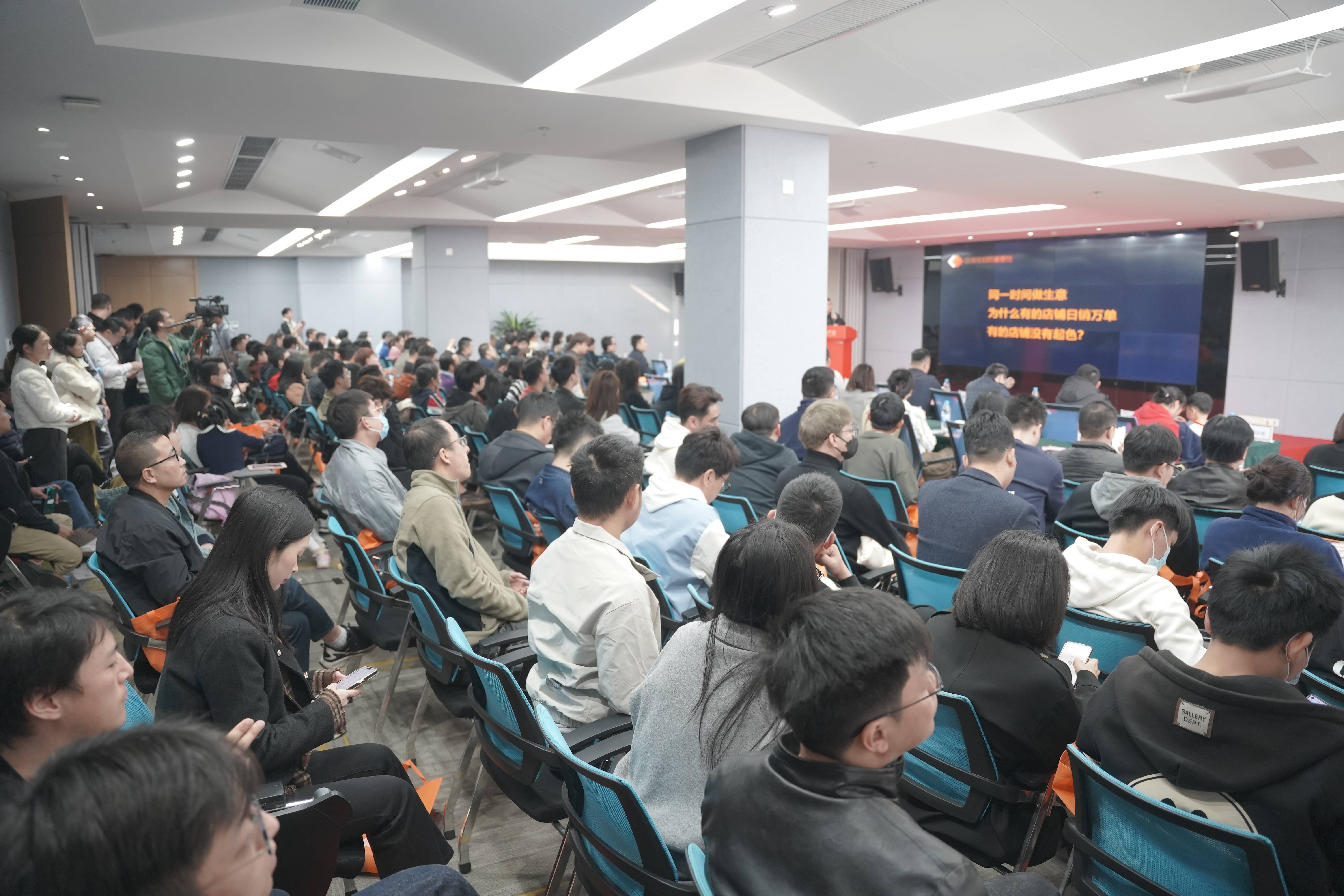 助力跨境電商新業態做大做強，多多跨境TEMU廈門產業對接活動圓滿成功