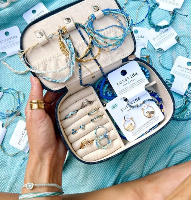 破億情結深處：Pura Vida手鍊，如何引領青年文化的時尚變革