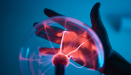 TikTok出貨11萬件，誰會拒絕這種“光の誘惑”？